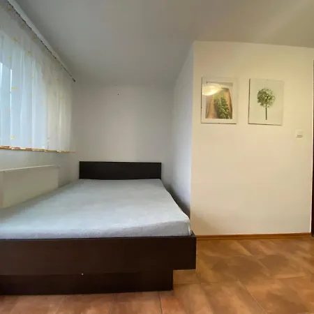 Trzynastka בית אירוח אוסטרוני מורסקי