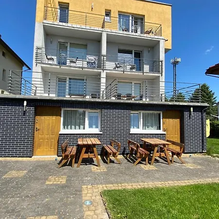 בית אירוח Trzynastka