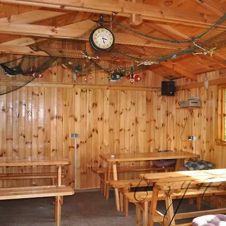 Trzynastka בית אירוח אוסטרוני מורסקי